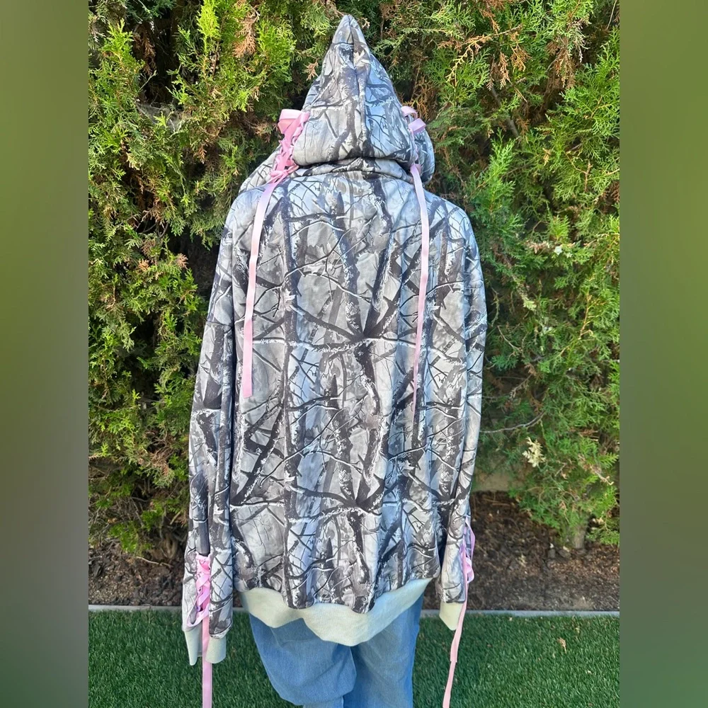XL Olivia Rodrigo Bad Idea Right? Theme Gray Camouflage Hoodie with Pink Ribbon - Picture 6 of 7